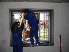 Установка и монтаж пластикового окна 1300х1400